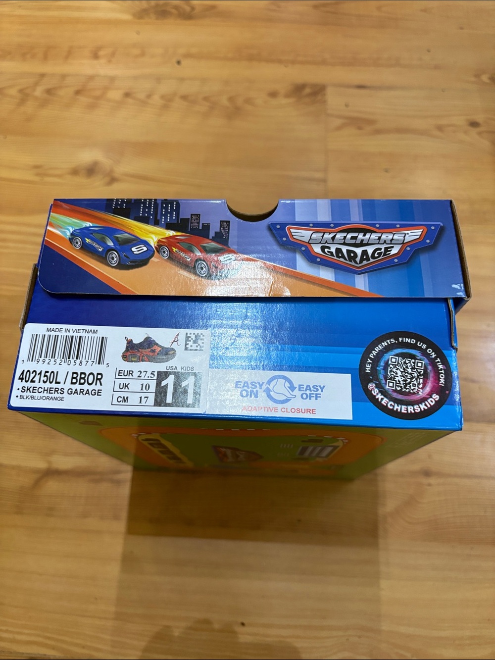 New In Box Skechers Garage Shoe Sneakers Kid’s Size 11 Blue/Blk/Orange